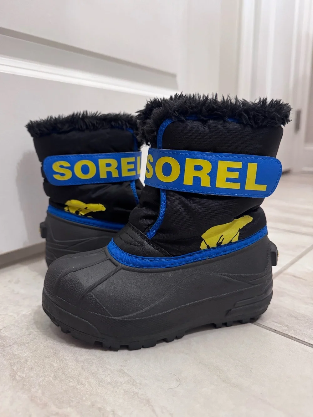 Sorel Toddler Commander Boy size 11 Blue Yellow Black